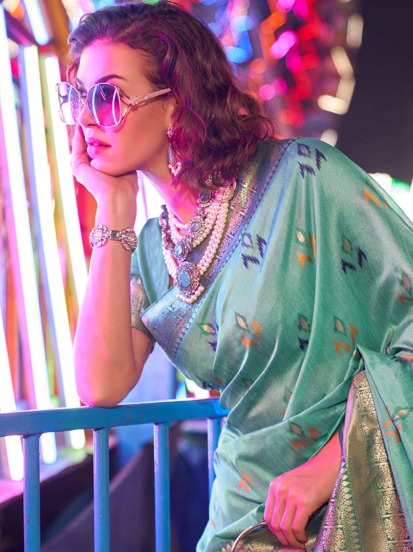 Women's Silk Blend Sea Green Woven Design Designer Saree With Blouse Piece