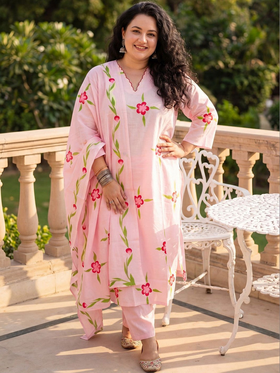 Plus Size Pink Printed Straight Kurta Trousers With Dupatta Set