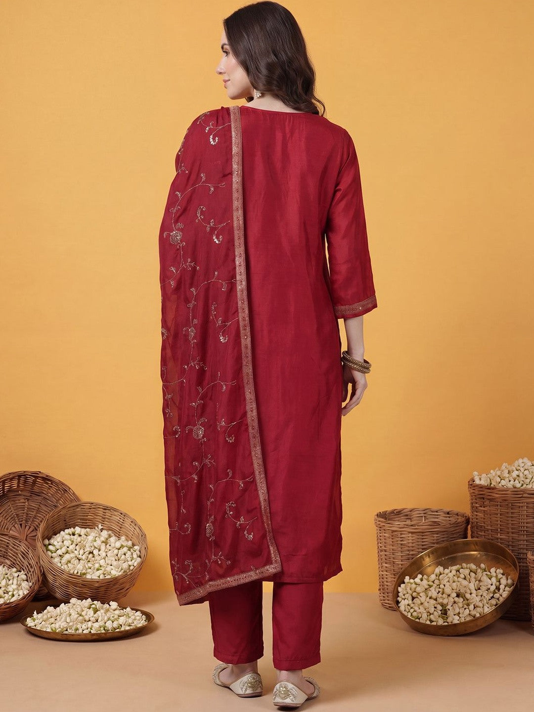 Women Ethnic Motifs Regular Kurta with Trousers & With Dupatta