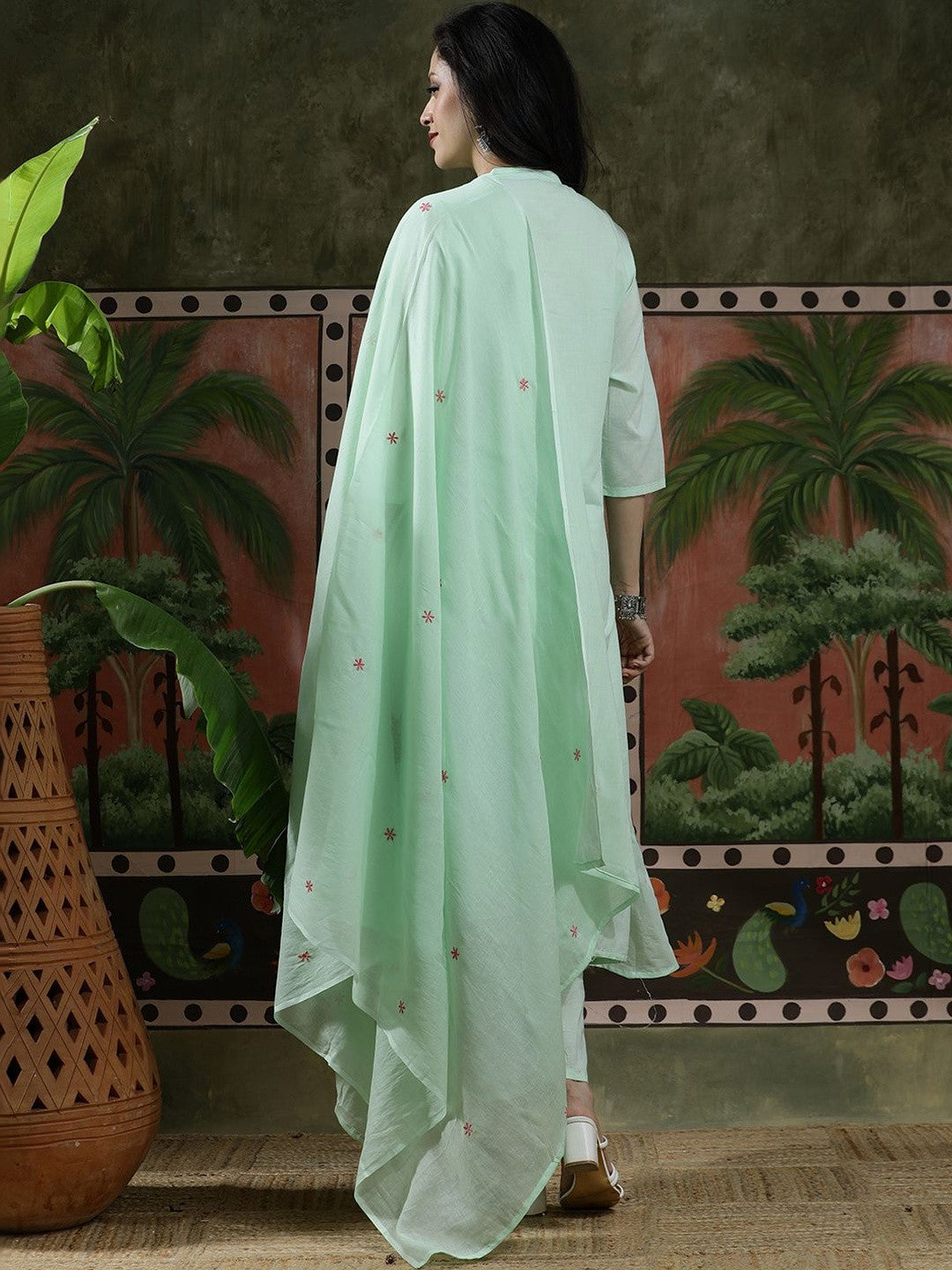 Embroidered Pure Cotton Mandarin Collar Kurta & Trousers Kurta Sets