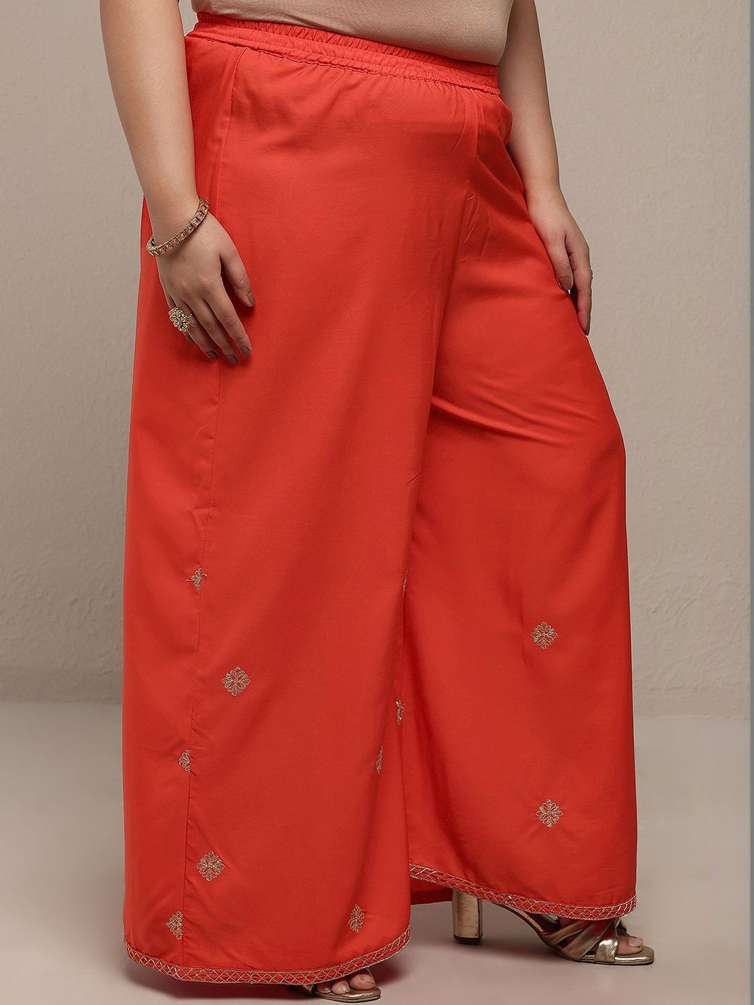 Dhiyona Women's Plus Size Ethnic Motifs Regular Kurta with Palazzos & With Dupatta