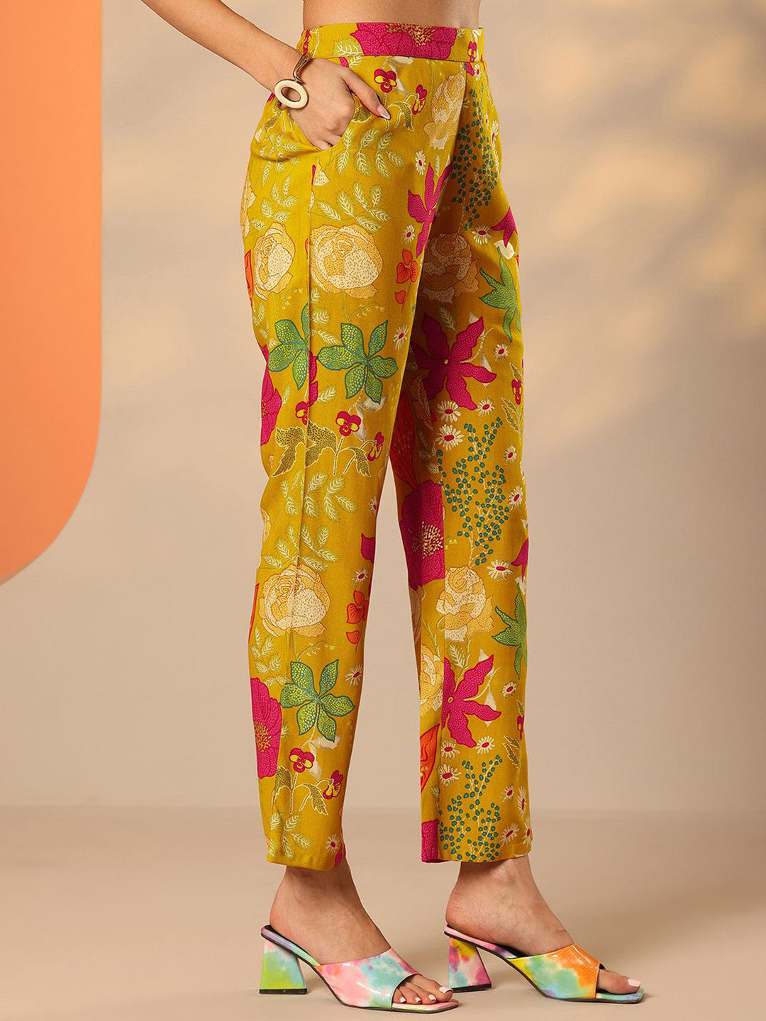 Floral Printed V-Neck A Line Kurta With Trousers
