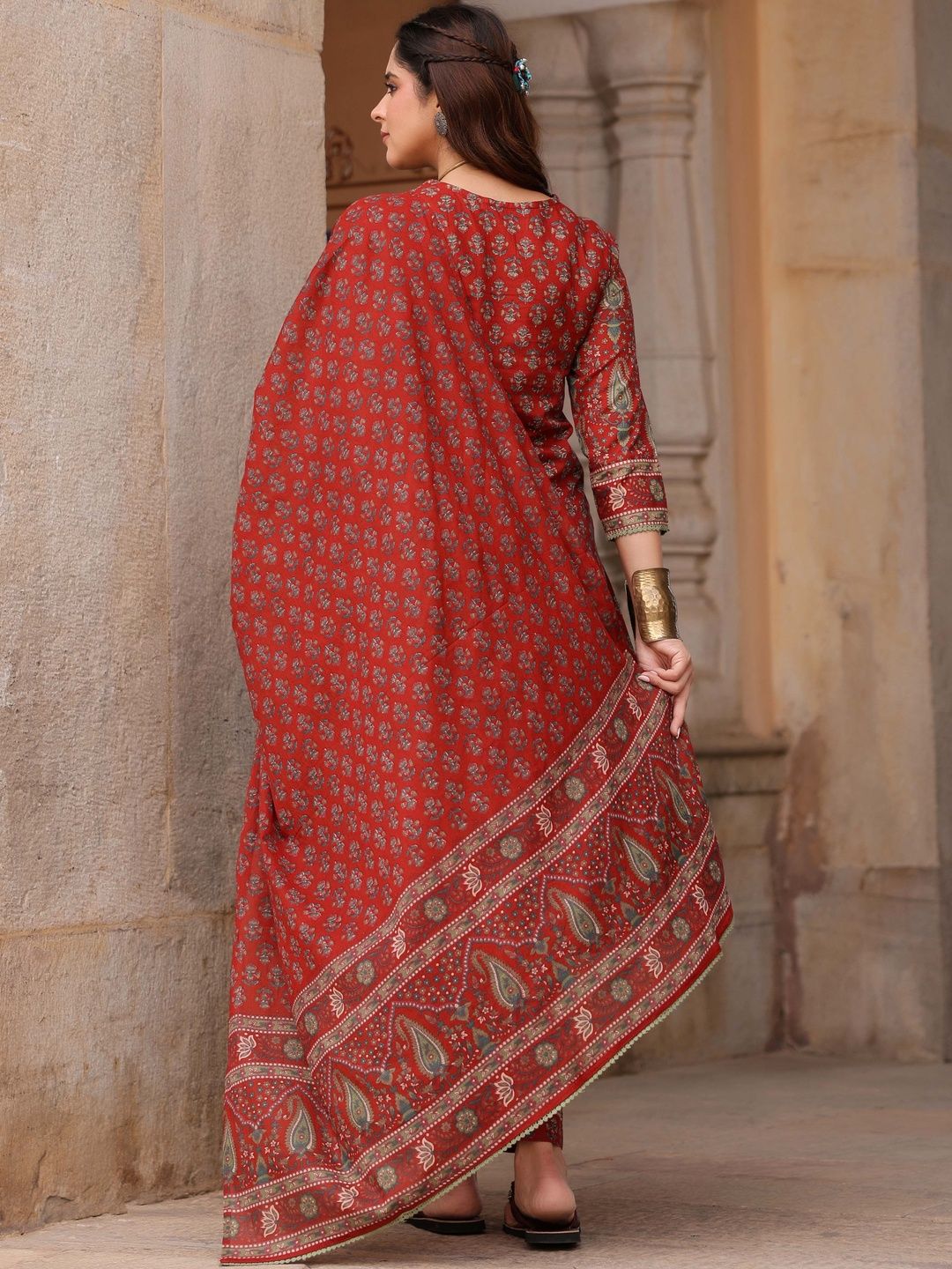 Dhiyona RR Women's Ethnic Motifs Printed Pleated Pure Cotton Kurta with Trousers & With Dupatta