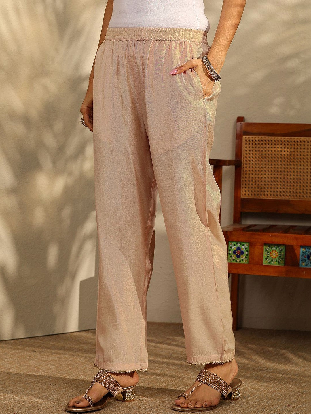Women Floral Printed Regular Sequinned Silk Crepe Kurta with Trousers & With Dupatta