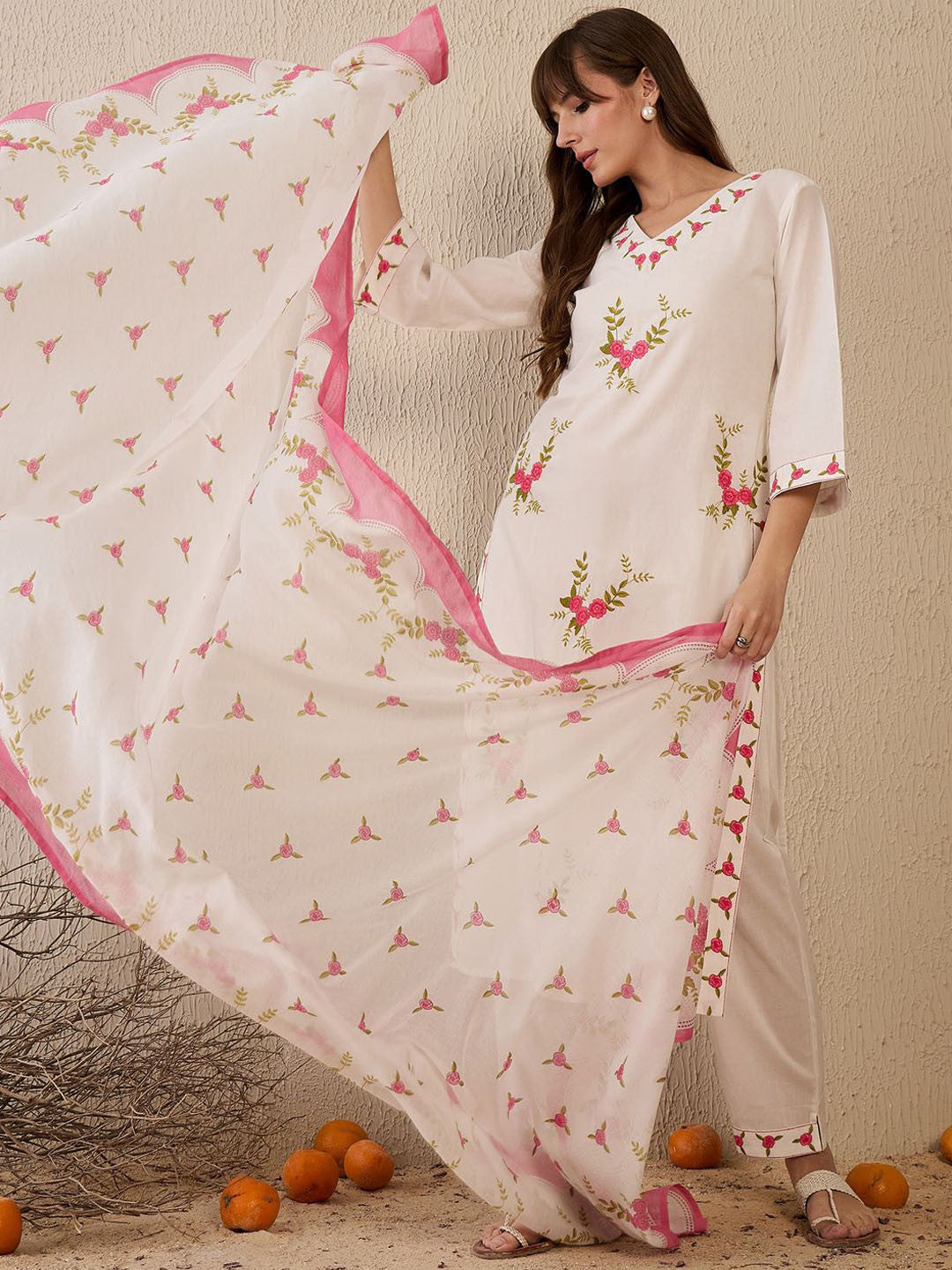 Women Floral Embroidered Regular Thread Work Pure Cotton Kurta with Trousers & With Dupatta