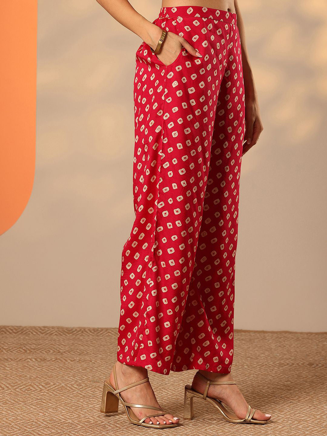 Women Bandhani Printed Regular Kurta with Palazzos