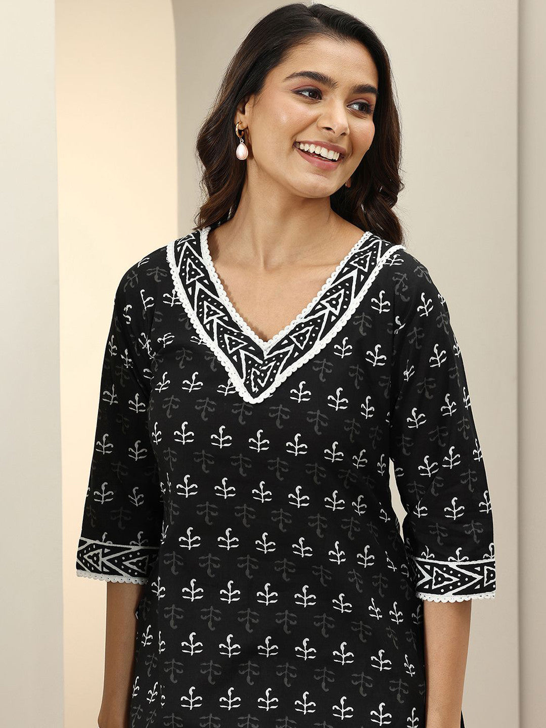 Women Ethnic Motifs Printed Regular Kurta with Palazzos & With Dupatta