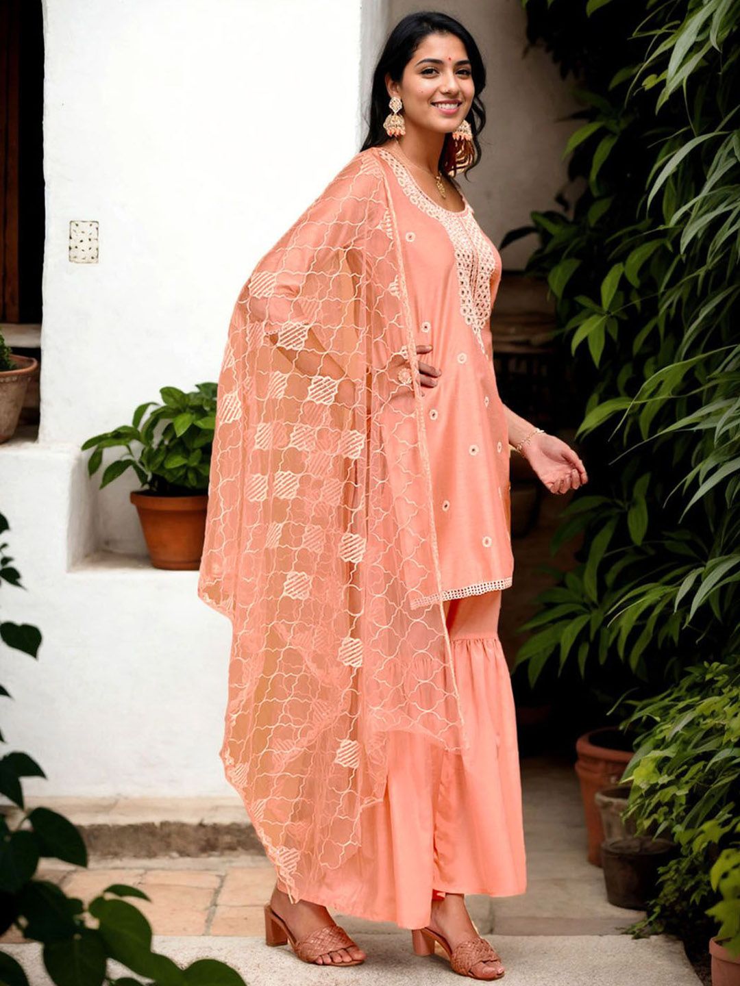Dhiyona AN Women Embroidered Regular Thread Work Chanderi Cotton Kurta with Sharara & With Dupatta