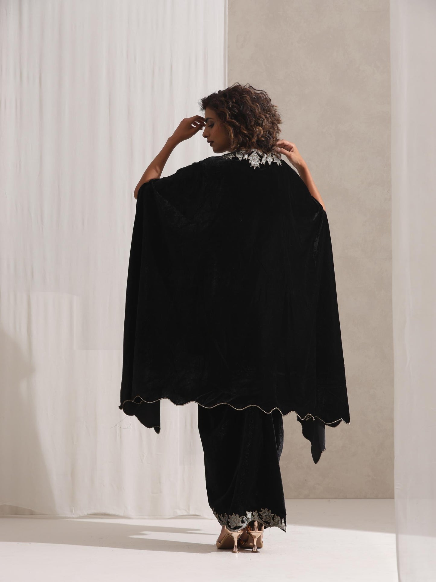 Dhiyona ST Women's Juicy Black Velvet Dhoti and Jacket with Embroidery and Blouse 3 Piece Set | Jacket Style, Round Neck, Full Sleeves, Dhoti, Festive Wear, Party Wear (Velvet)