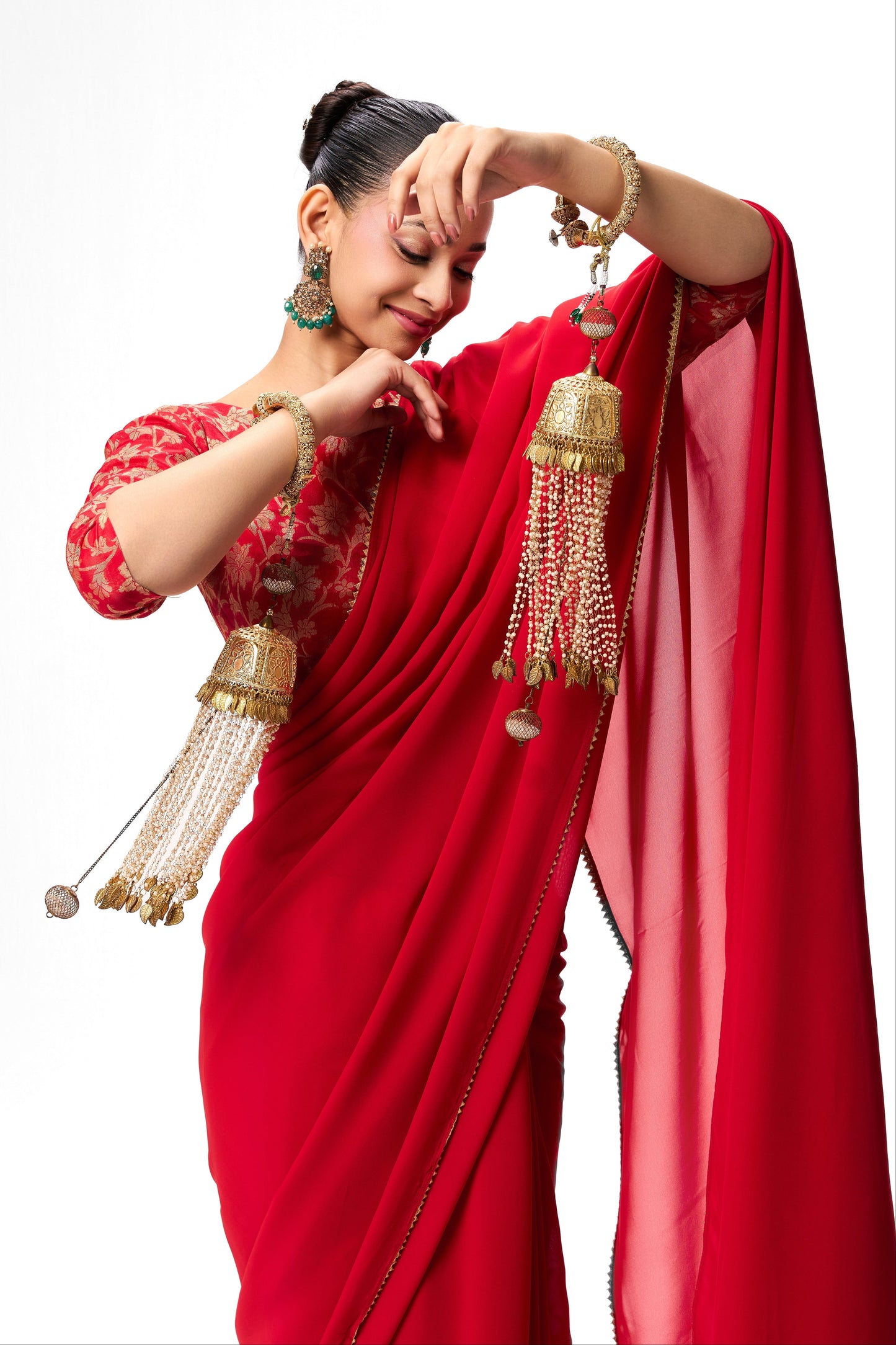 Dhiyona ST Red Drapy Georgette Saree with Jacquard Blouse Fabric