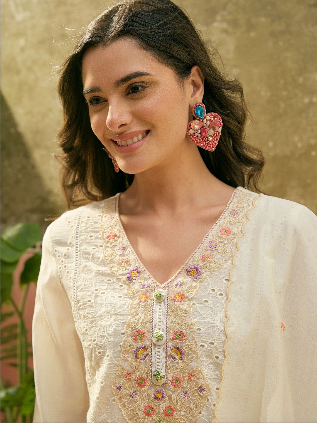 Women Ethnic Motifs Embroidered Regular Thread Work Pure Cotton Kurta with Trousers & With Dupatta