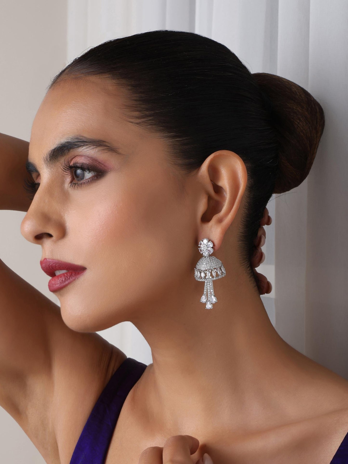 Dhiyona ST Diamond Jhumka Earring