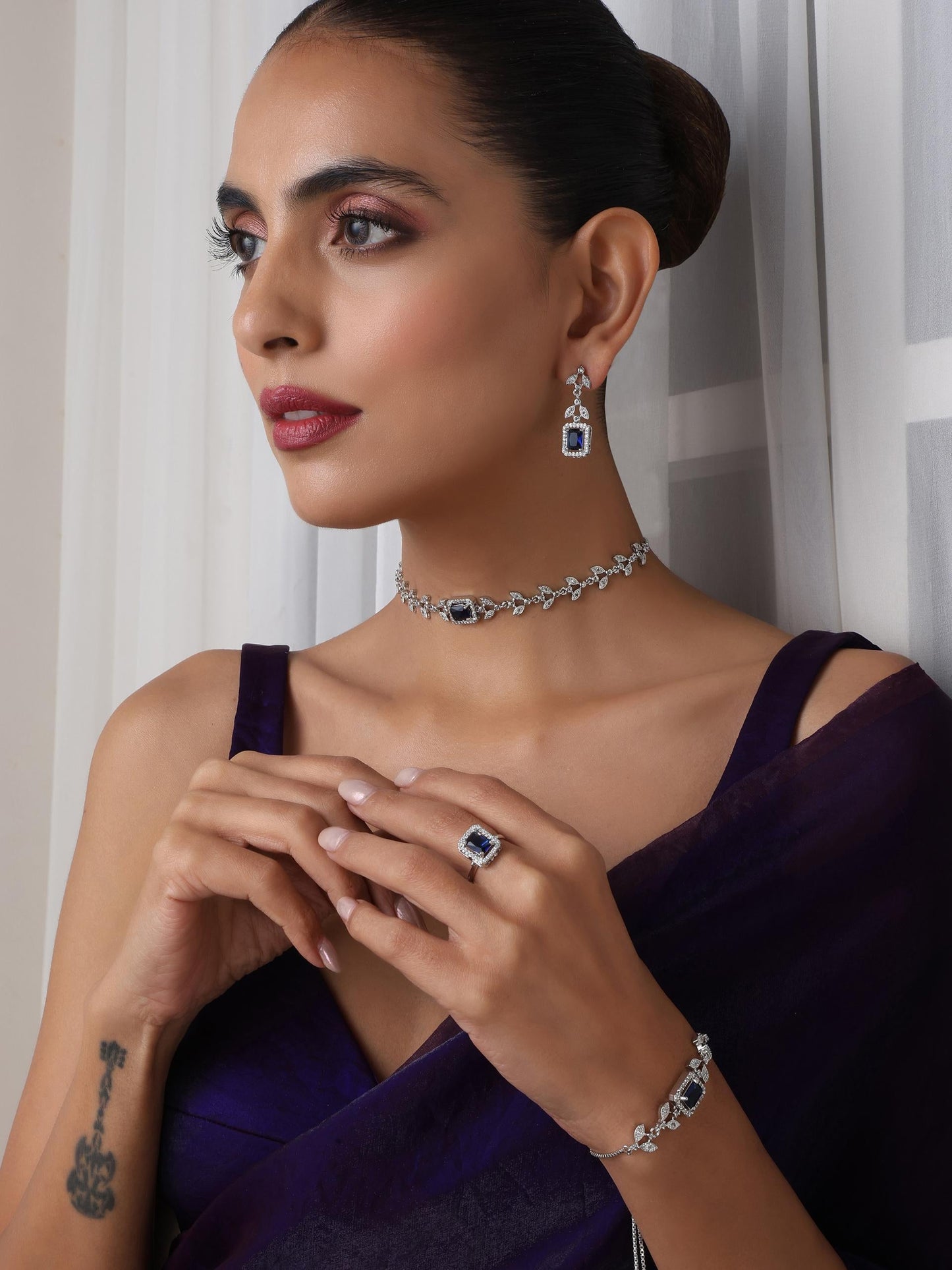 Dhiyona ST SET - Blue Petal Diamond Necklace, Earring, Ring, Bracelet