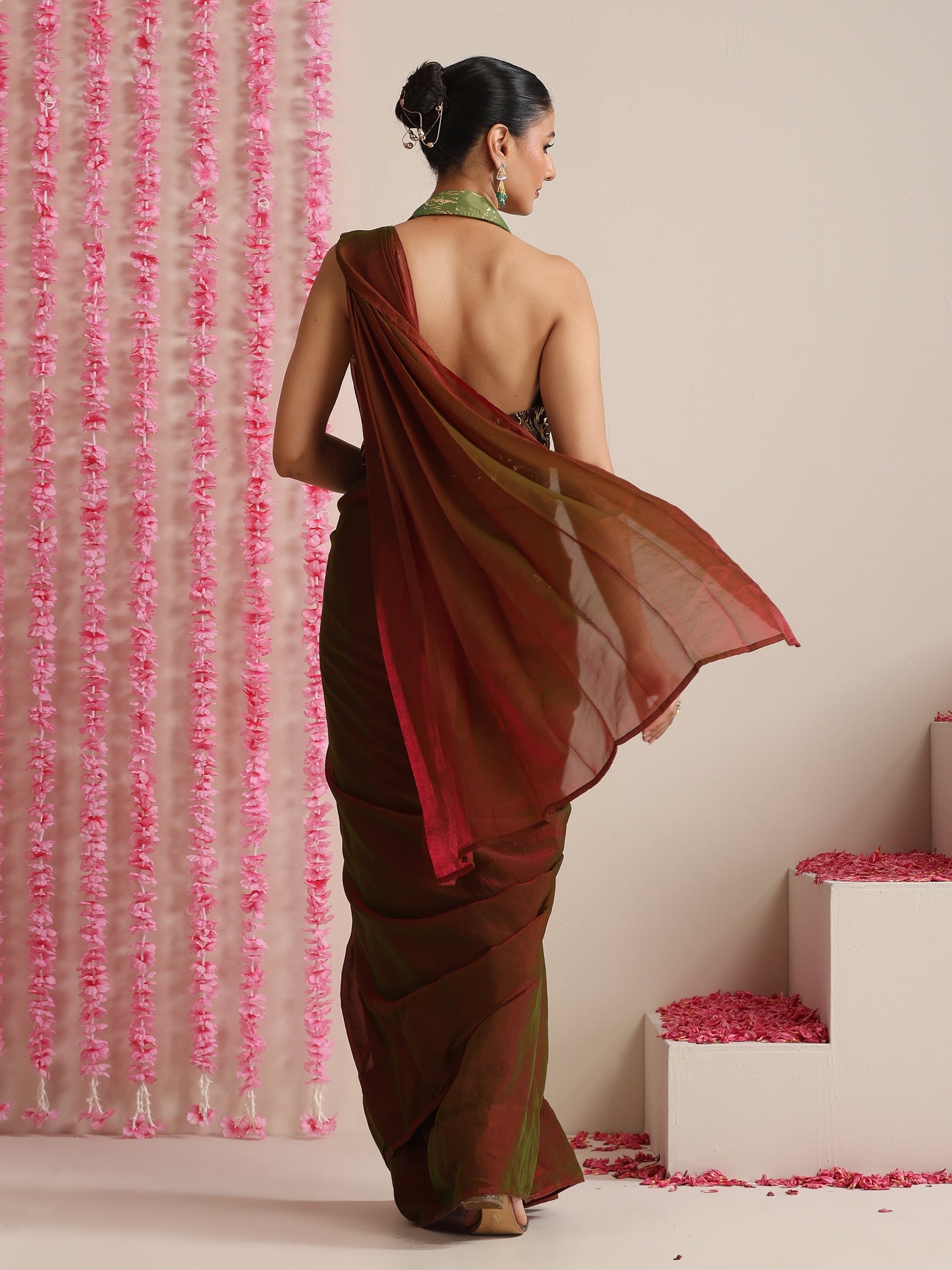 Dhiyona ST Pre-Draped Dual Shade Red-Green Metallic Satin Saree with Gold Ombre Blouse Fabric (2-Piece Set)