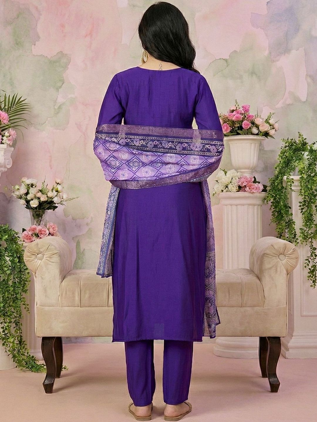 Dhiyona CH Women Ethnic Motifs Embroidered Regular Thread Work Kurta with Trousers & With Dupatta