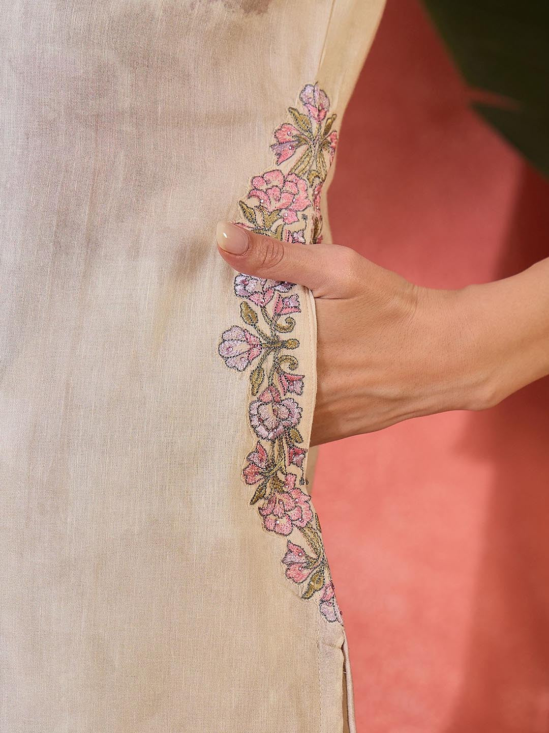 Women Floral Embroidered Linen Kurta with Trousers & Dupatta