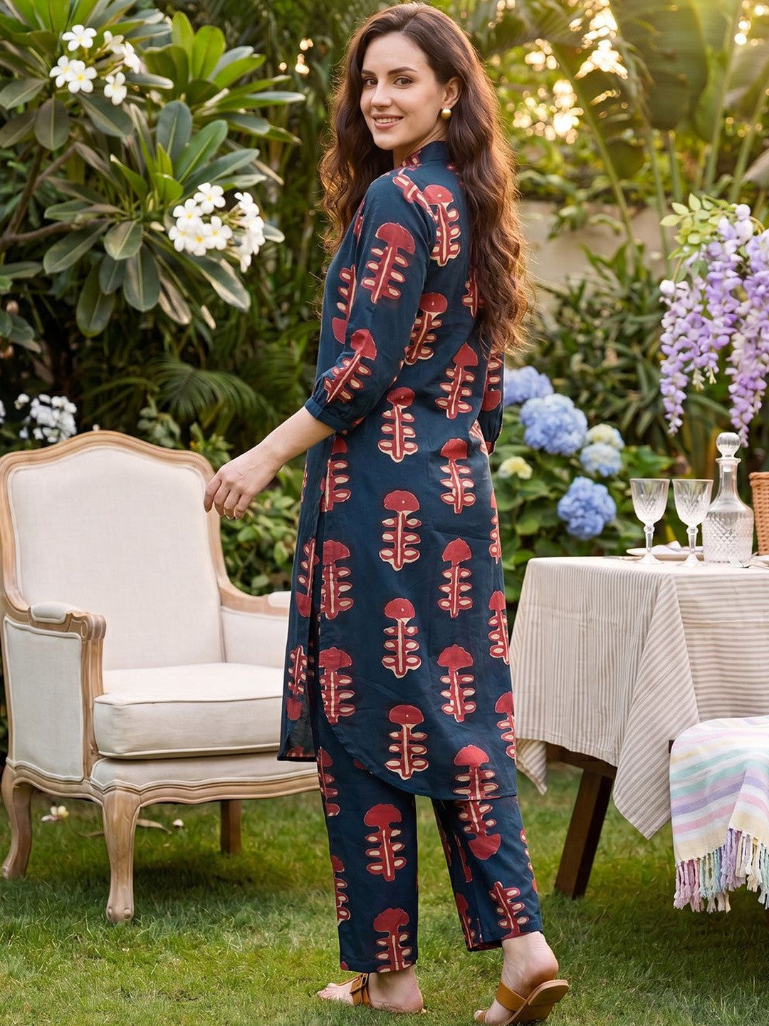 Ethnic Motifs Printed Pure Cotton Kurta with Trousers
