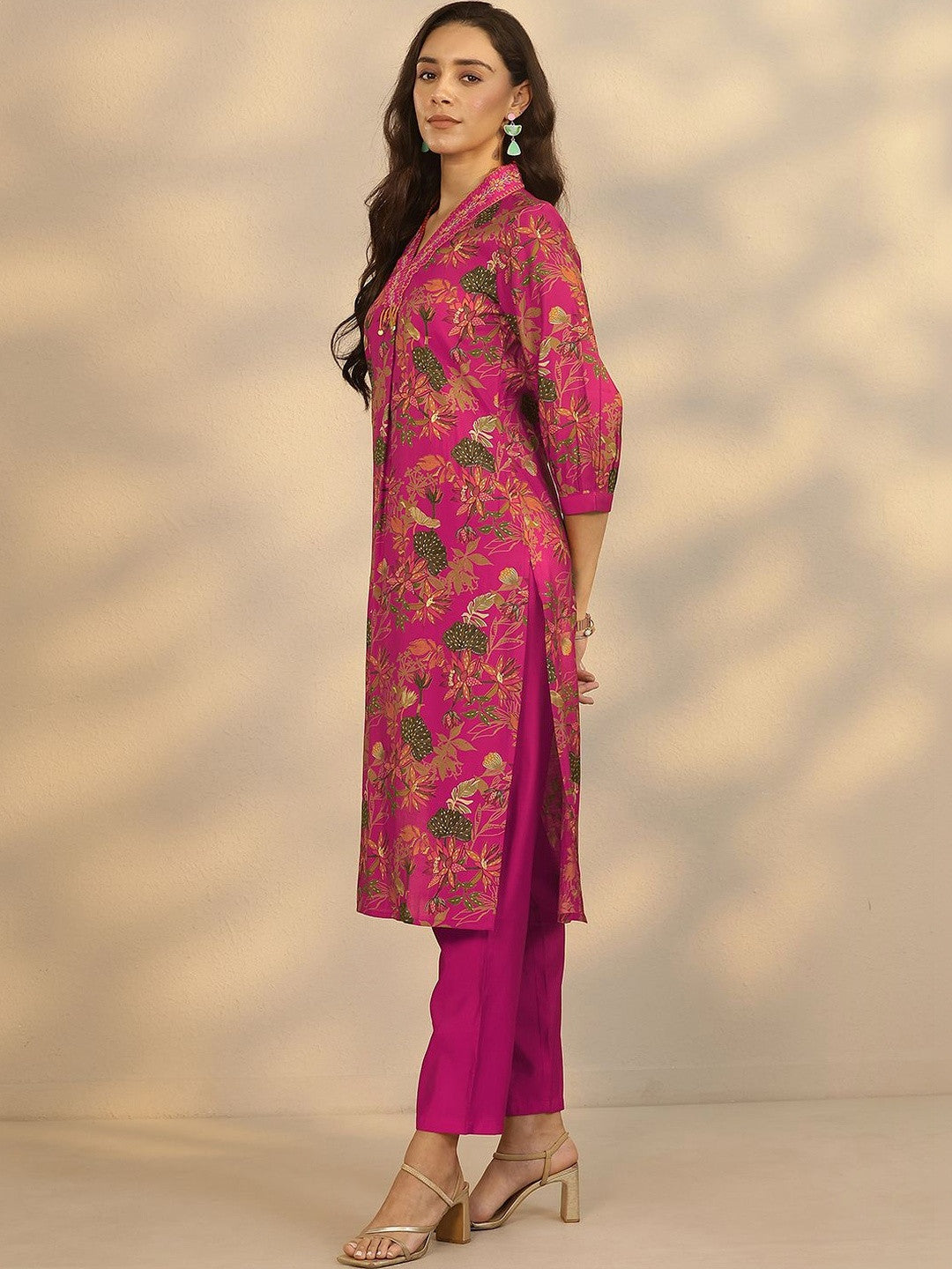 Women Floral Printed Regular Kurta with Trousers & With Dupatta