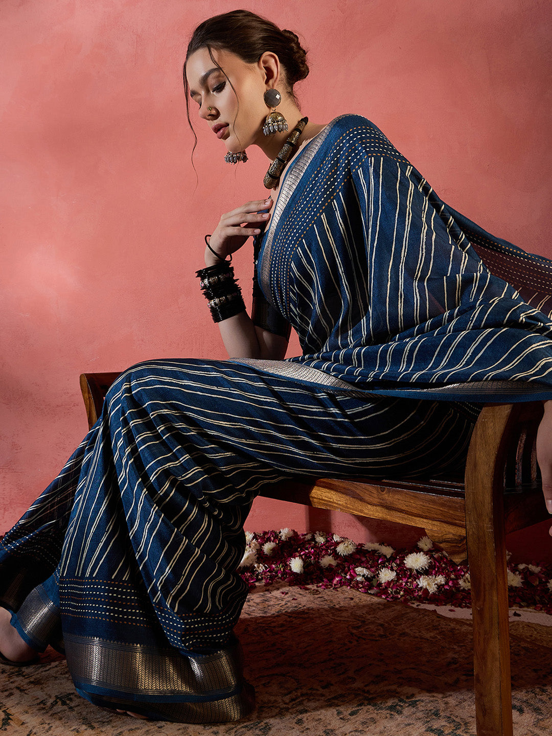Women's Silk Blend Teal blue Printed Designer Saree With Blouse Piece