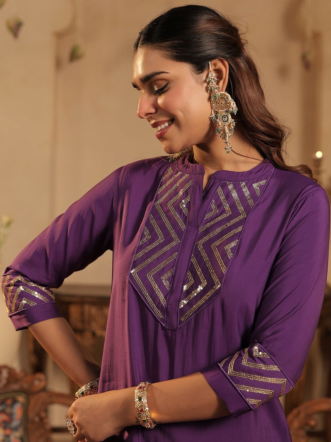 Yoke Design Gotta Patti Mandarin Collar Straight Kurta with Trousers