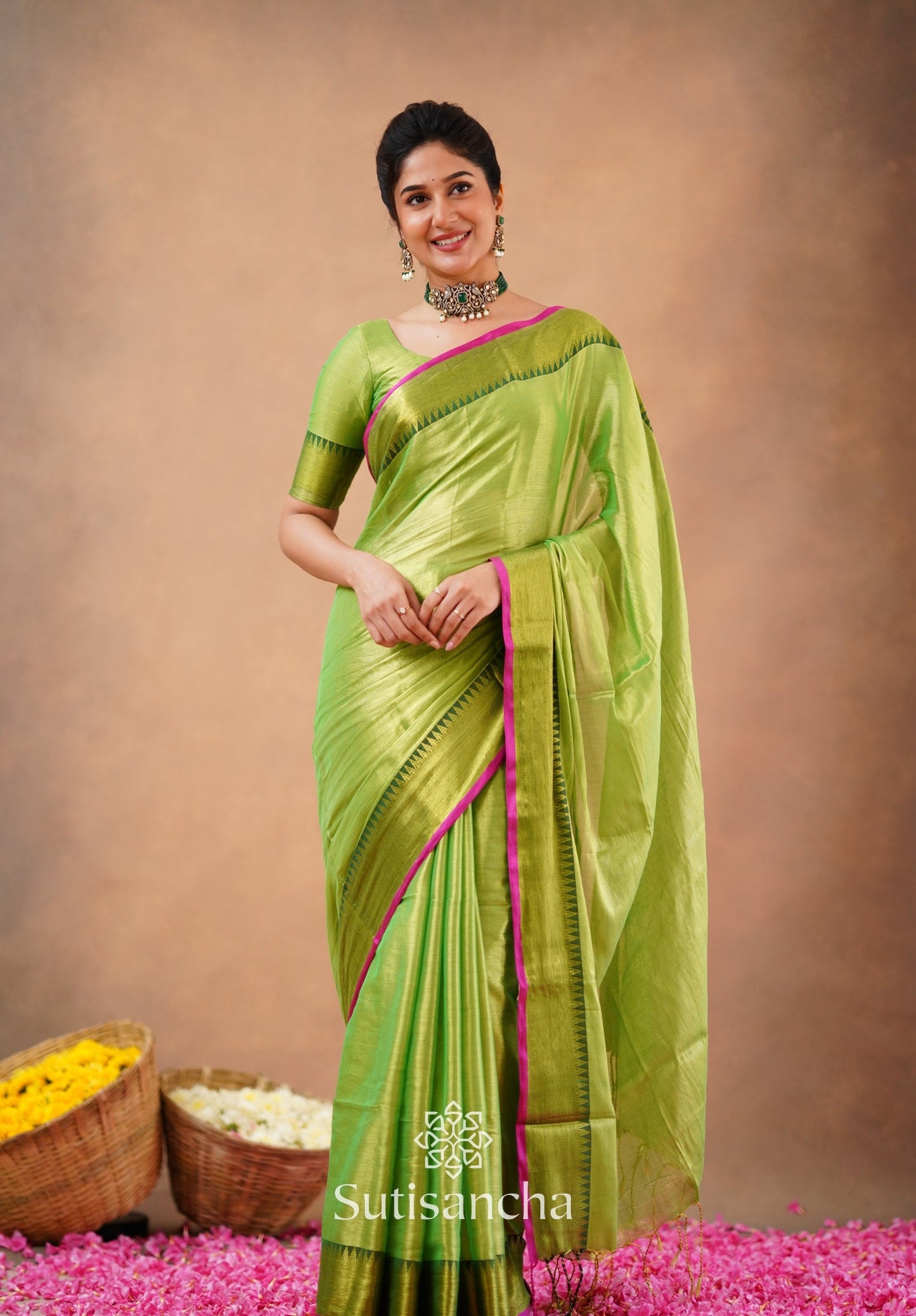 Dhiyona SS Sutisancha Parrot Handloom Cotton Tissue Saree