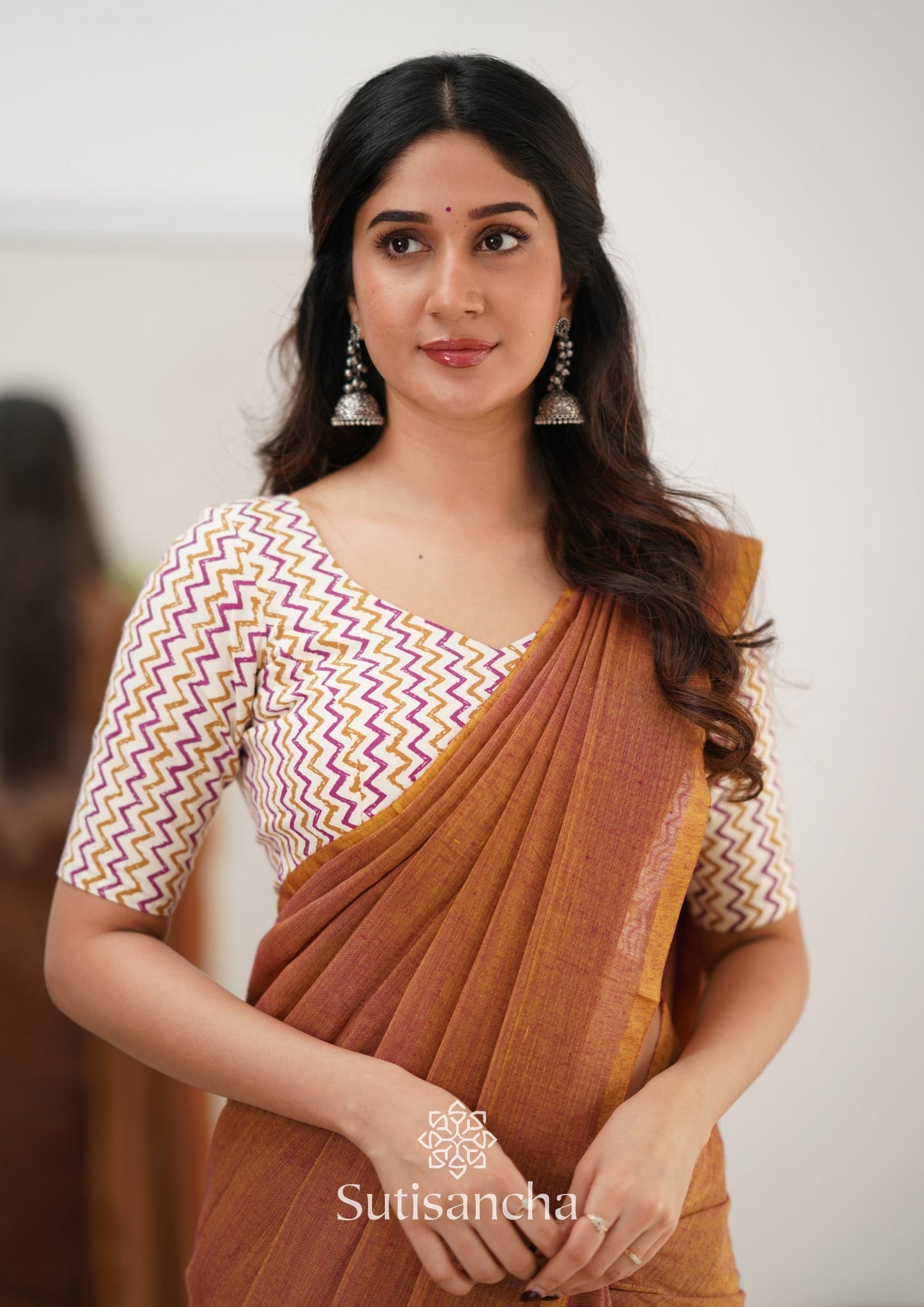 Dhiyona SS Sutisancha Rust Orange Handloom Cotton Saree With Designer Blouse