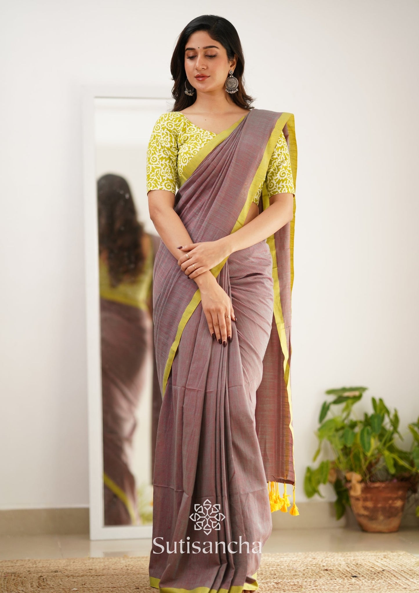 Dhiyona SS Sutisancha Handloom Cotton Saree With Designer Blouse