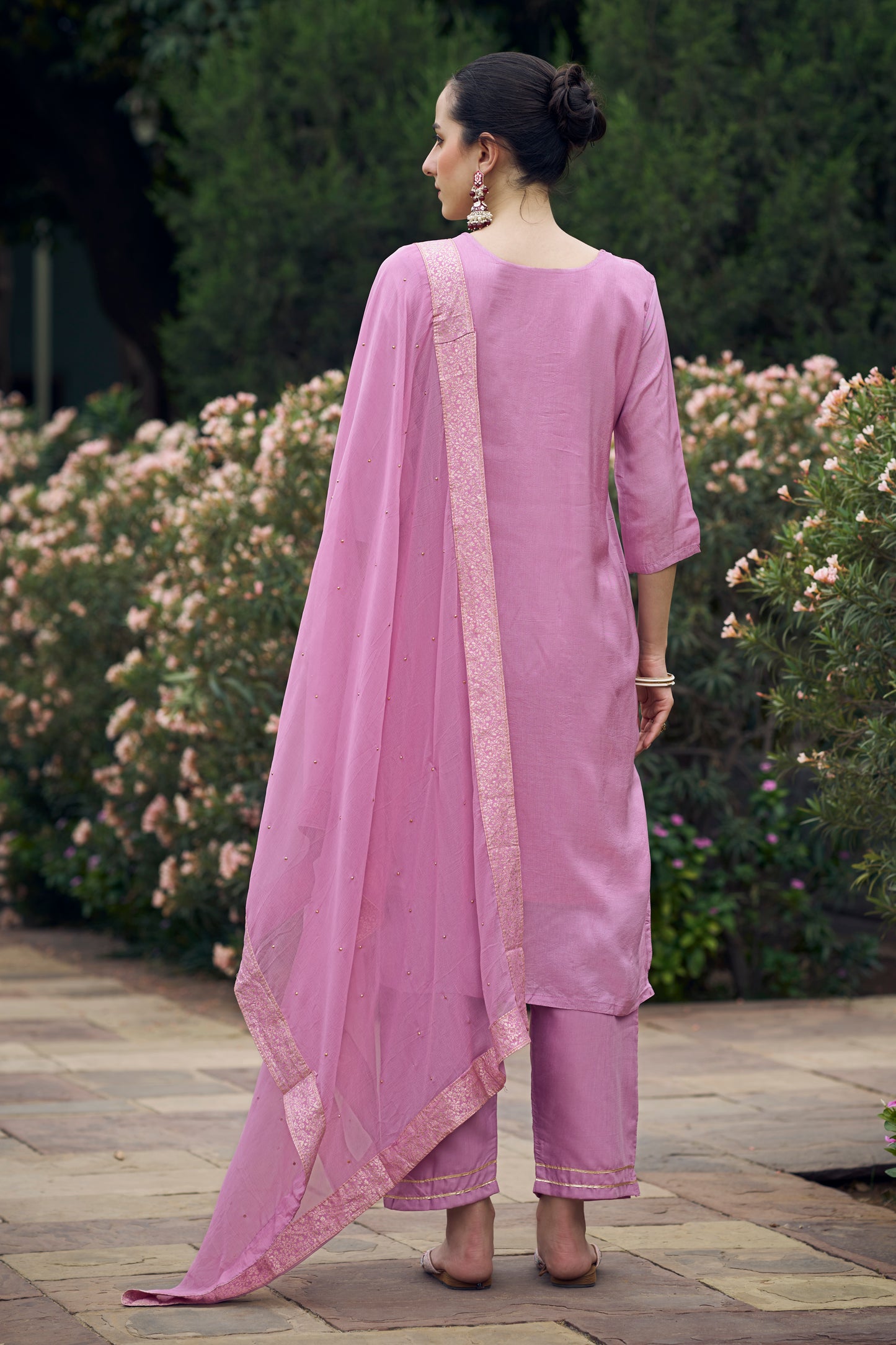 Dhiyona VV Shanti Lavender Women Kurta and Pant Sets Cotton Blend Fabric