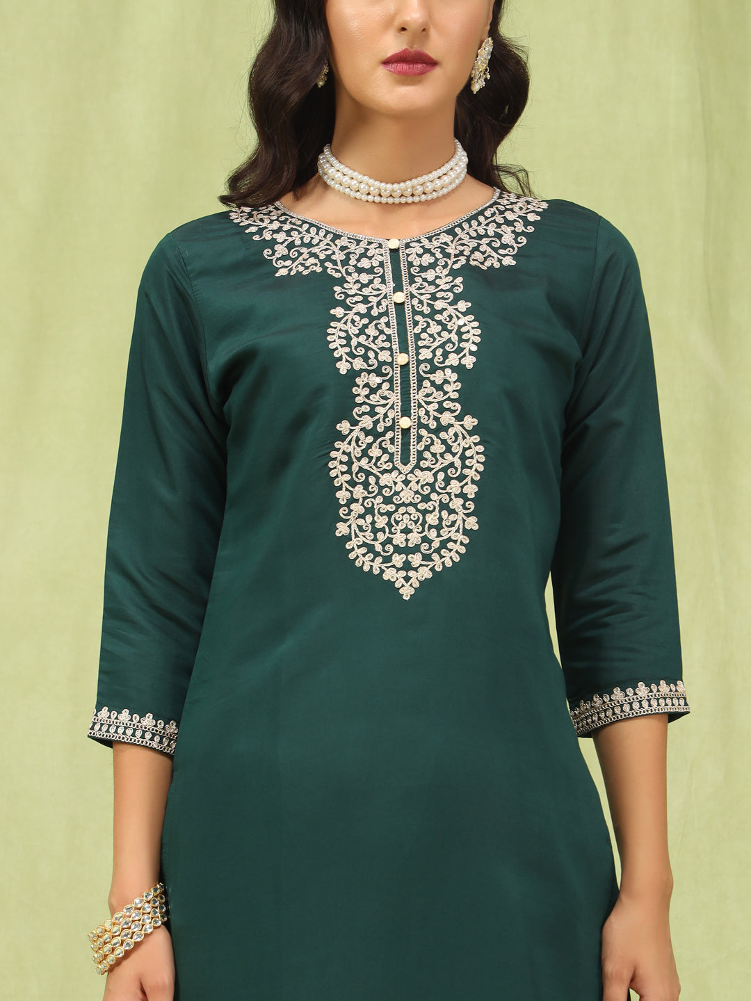 Dhiyona VV Anjali Womens Viscose Roman Silk Embroidery Straight Kurta Pant with Dupatta Set