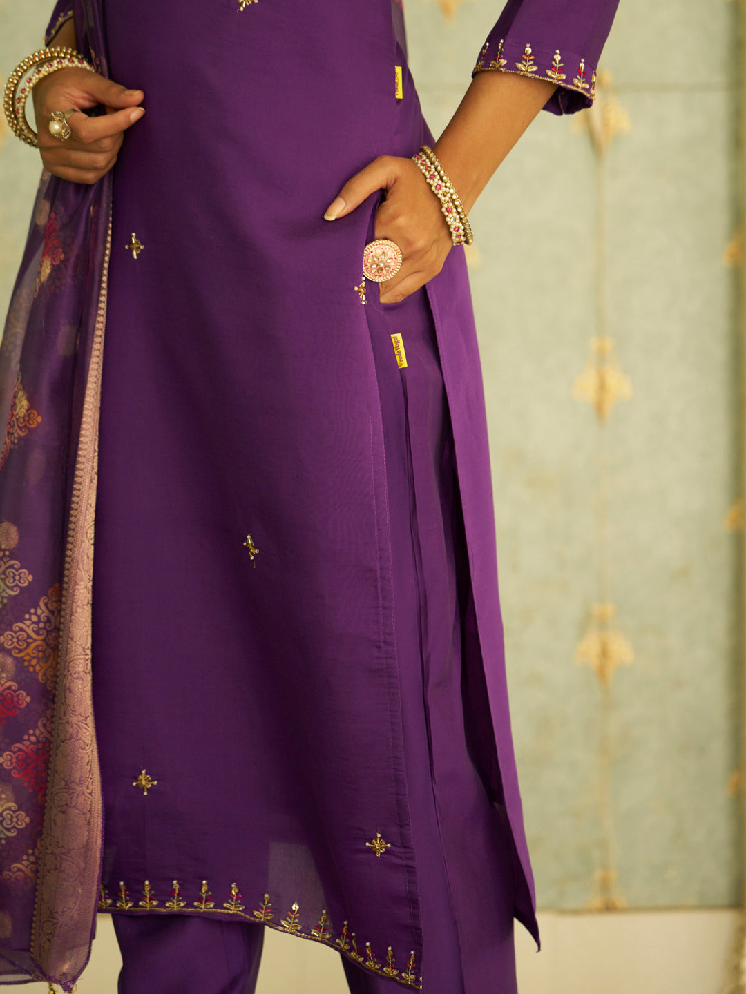 Dhiyona VV Apeksha Elegant Silk Blend Kurta Set with Beaded Embroidered Design & Organza Dupatta