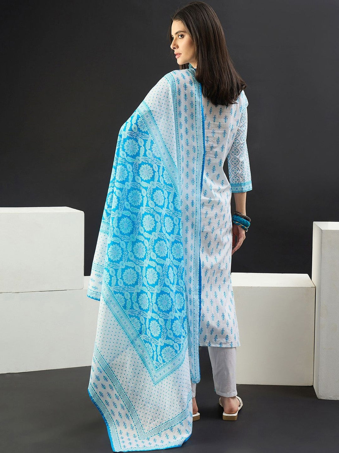 Women Ethnic Motifs Printed Regular Pure Cotton Kurta with Trousers & With Dupatta