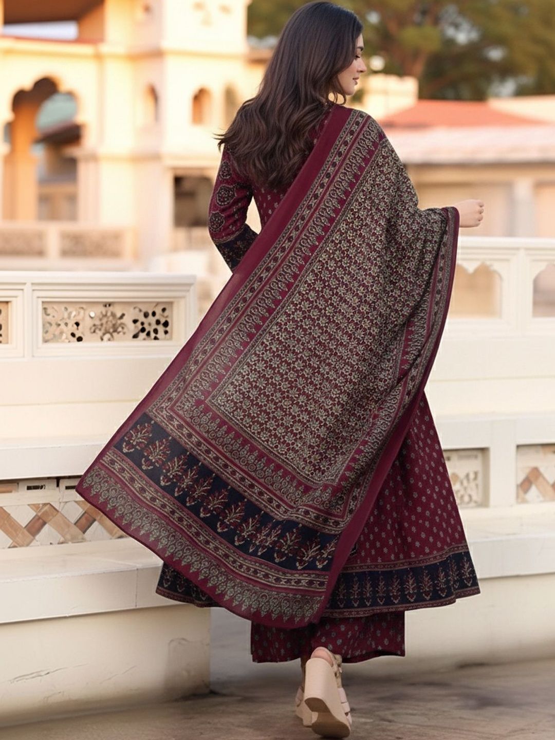 Dhiyona KL Women Ethnic Motifs Printed Regular Kurta with Palazzos & With Dupatta