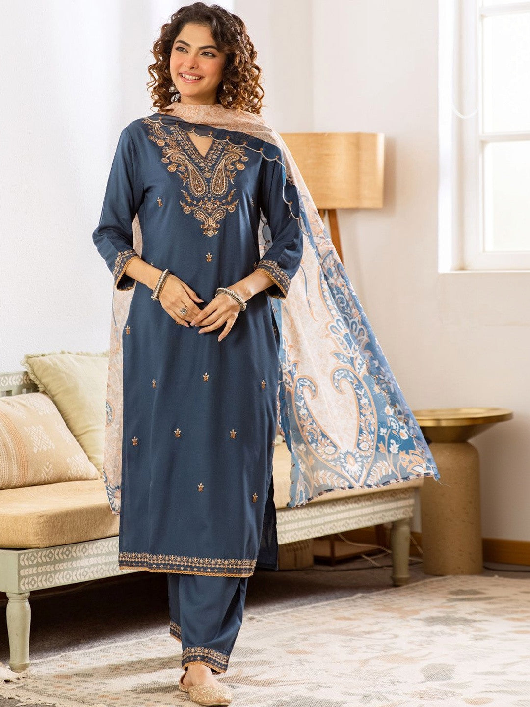 Women Paisley Embroidered Regular Kurta with Palazzos & With Dupatta