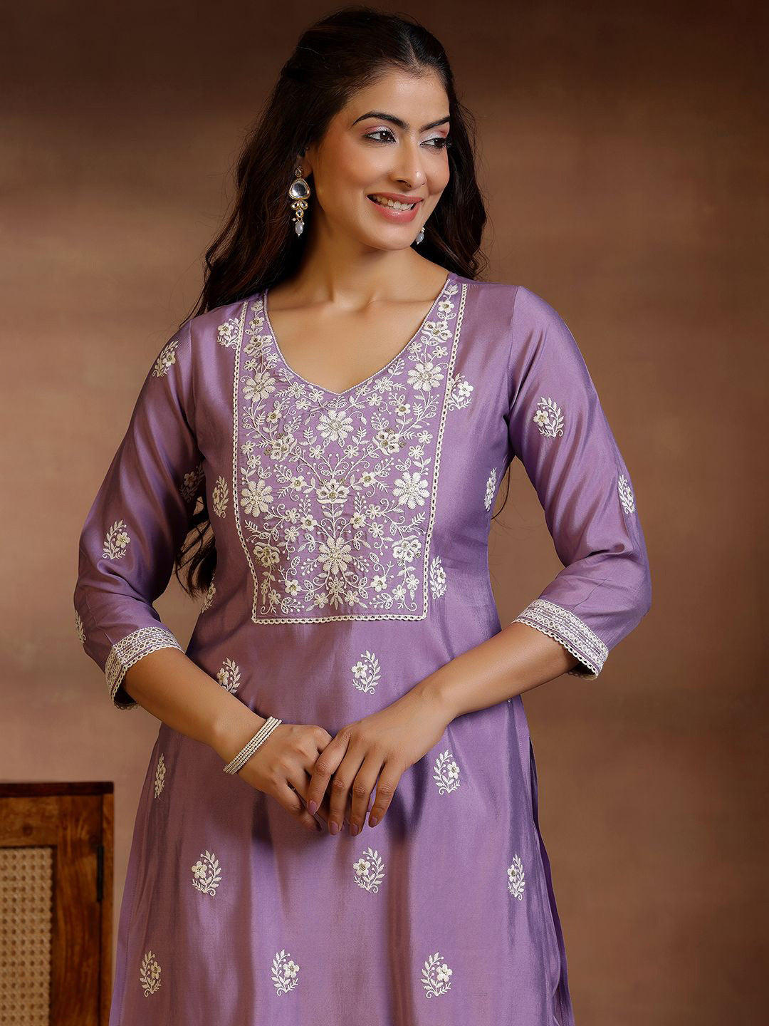 Floral Embroidered Thread Work V Neck Straight Kurta with Palazzos & Dupatta
