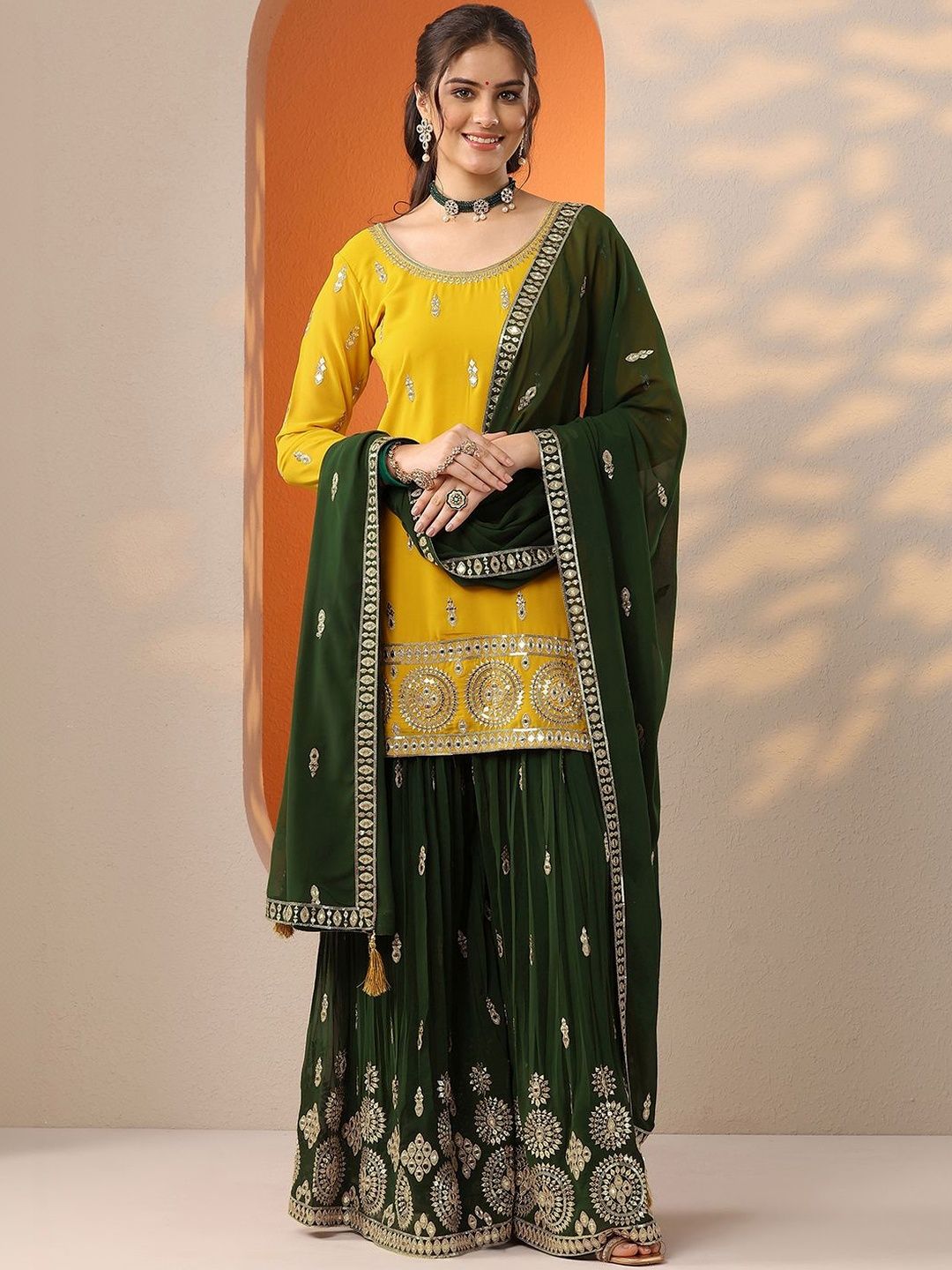 Dhiyona LL Women Ethnic Motifs Embroidered Regular Mirror Work Kurta with Sharara & With Dupatta