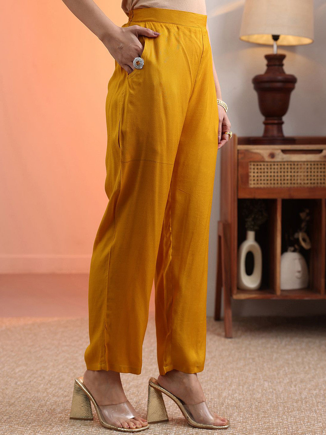 Ethnic Motifs Embroidered Gotta Patti V-Neck Straight Kurta With Trousers & Dupatta
