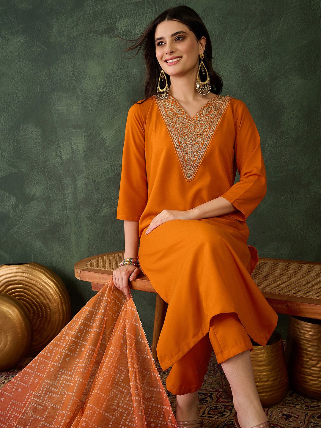 Dhiyona KL Women Ethnic Motifs Embroidered Regular Kurta with Trousers & With Dupatta