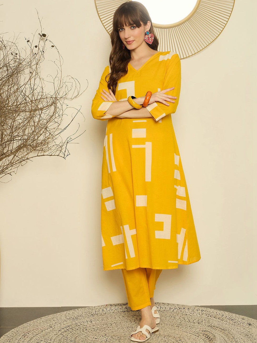 Women Printed Regular Pure Cotton Kurta with Trousers