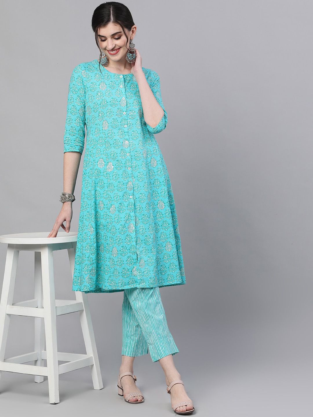 Dhiyona IS Women's Women Blue Printed Kurta with Trousers