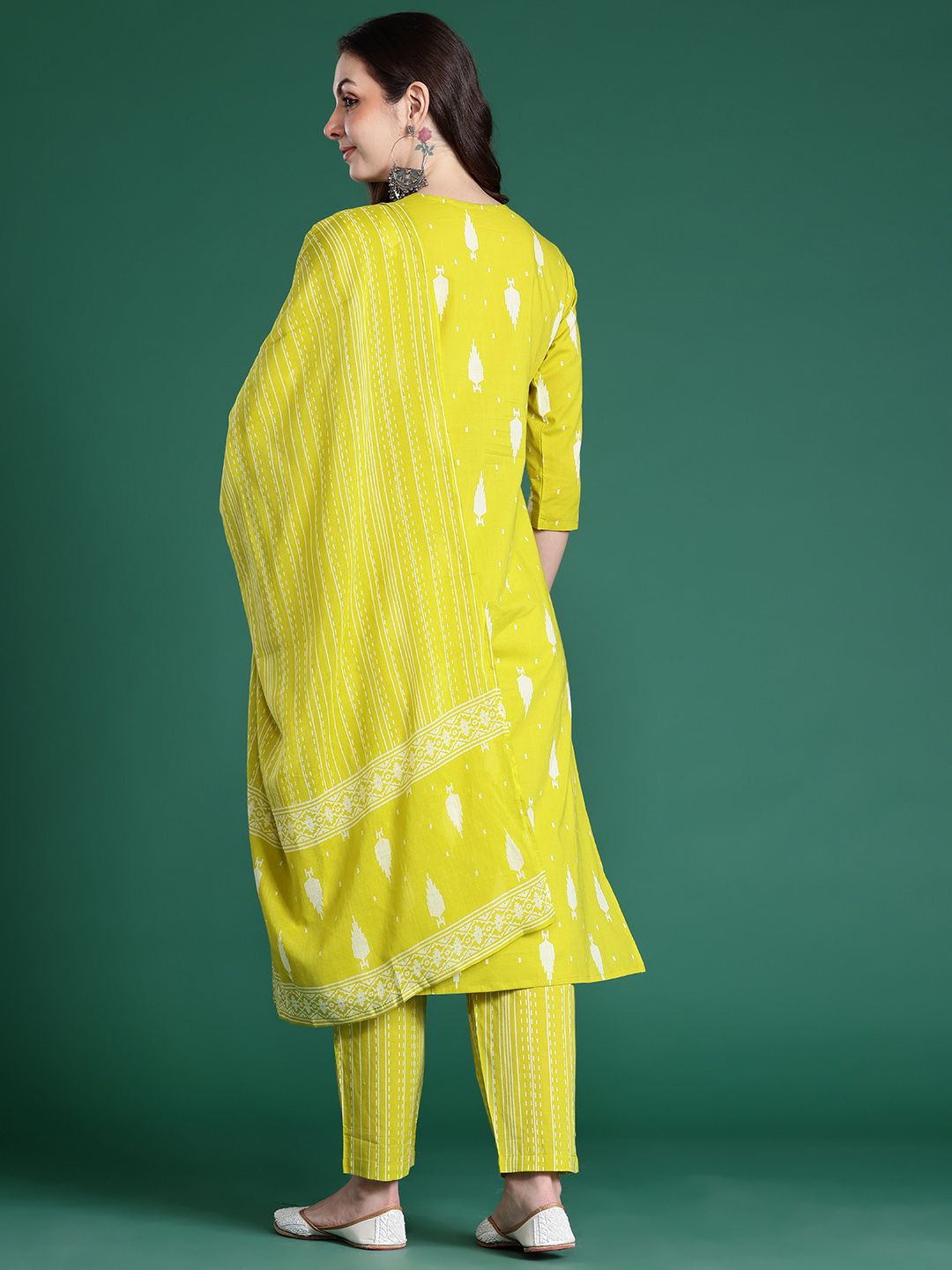Dhiyona IE Geometric Printed Sequinned Pure Cotton Kurta with Trousers & Dupatta