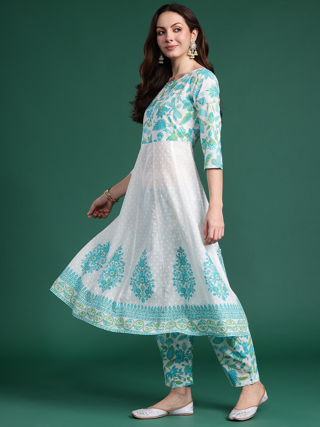 Women Floral Printed Regular Pure Cotton Kurta Set