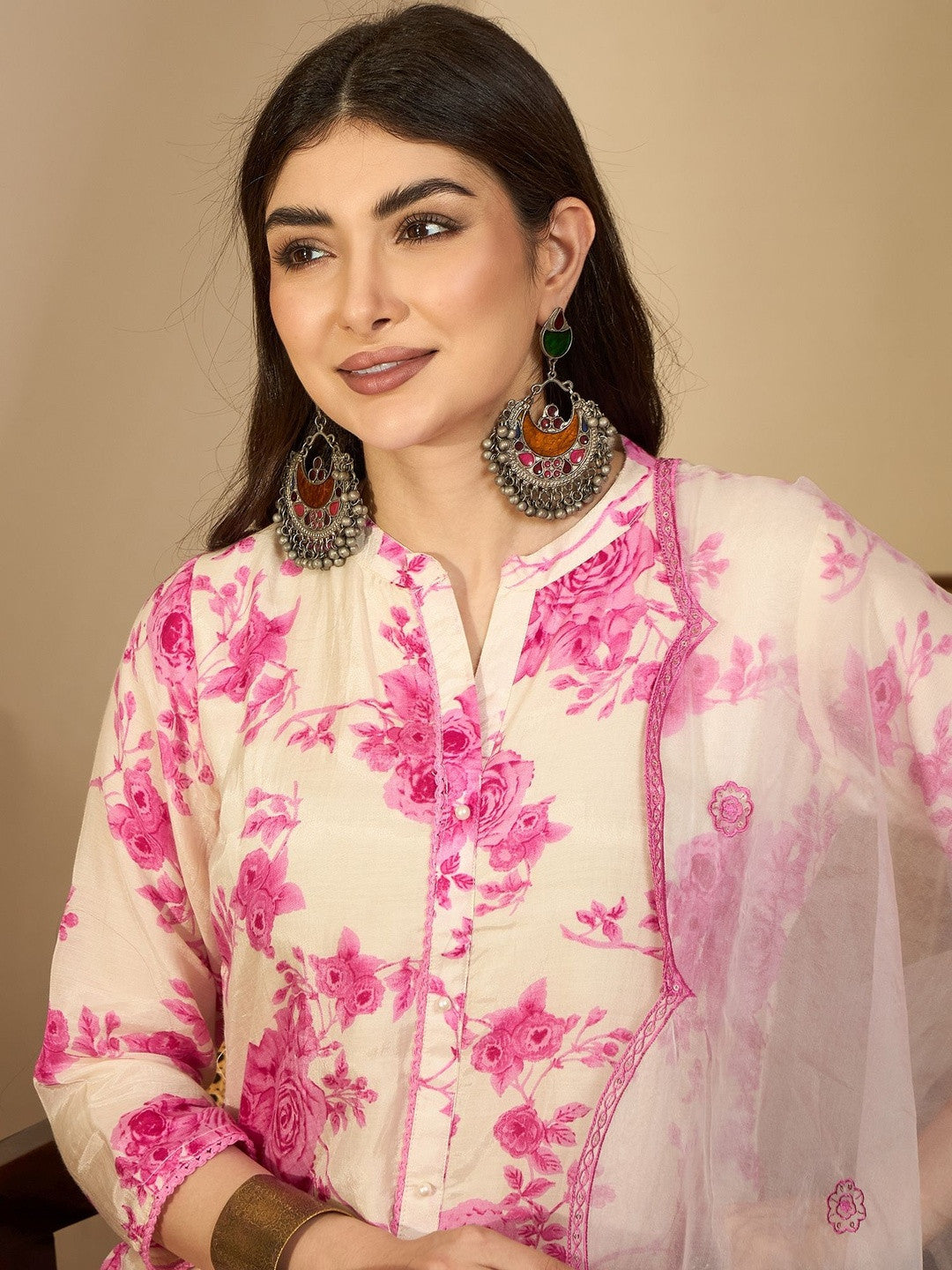 Women Floral Printed Regular Kurta with Trousers & Dupatta