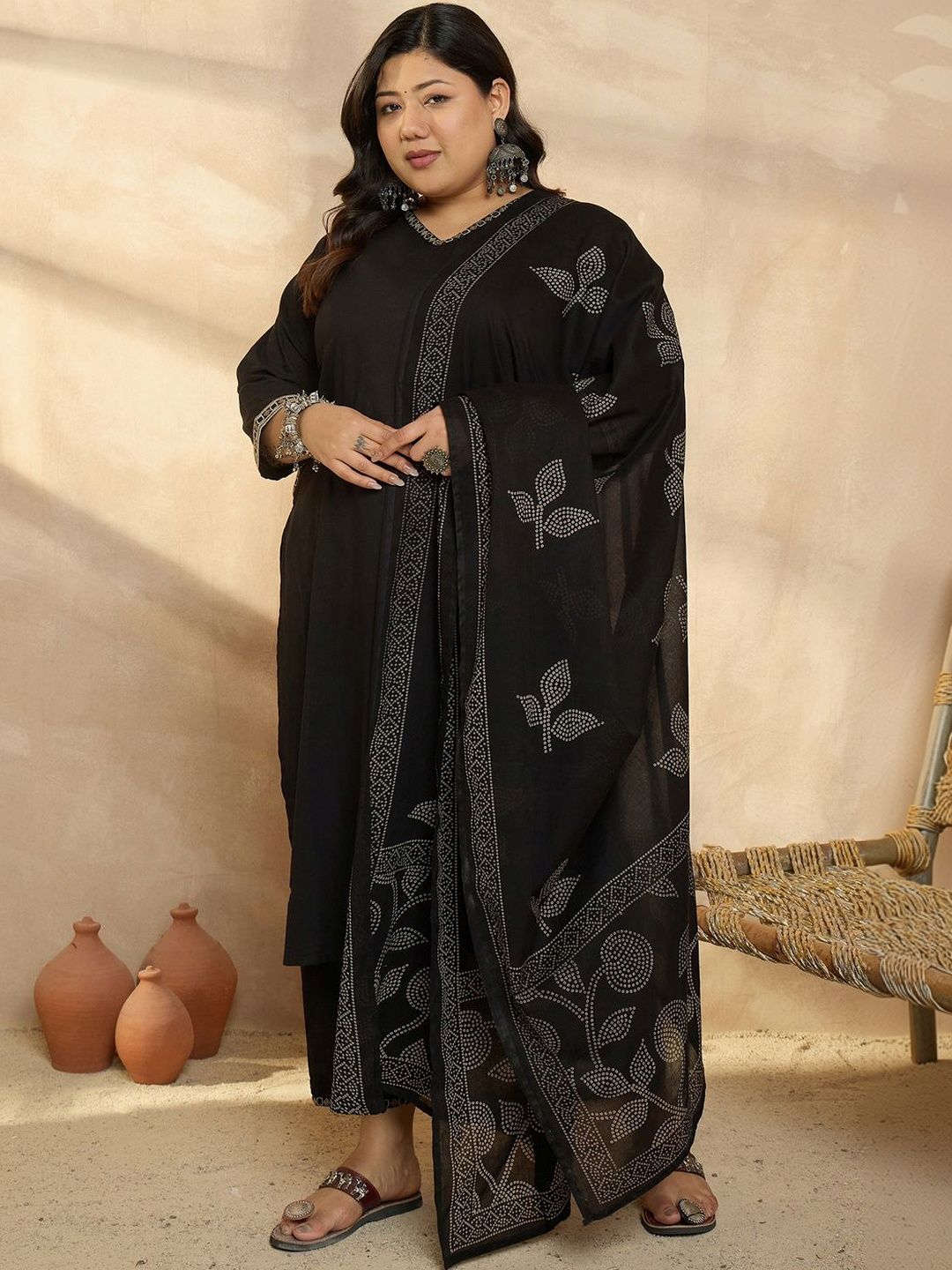 Dhiyona Women's Ethnic Motifs Regular Kurta with Palazzos & With Dupatta