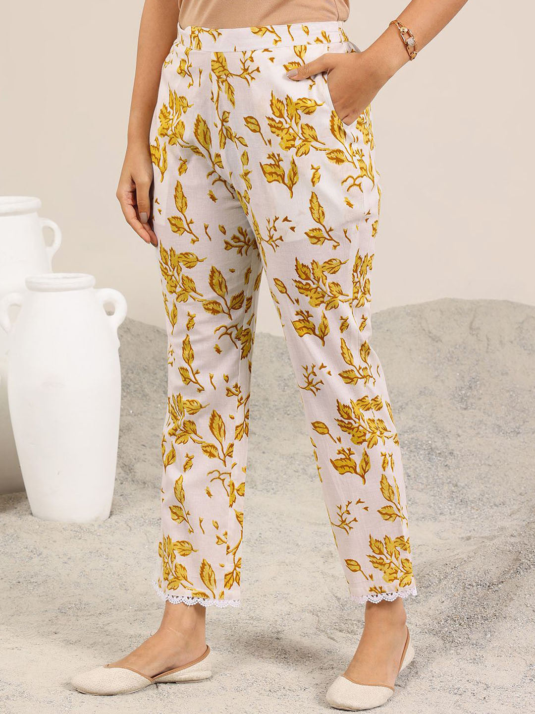 Floral Printed Halter Neck Straight Kurta With Trouser