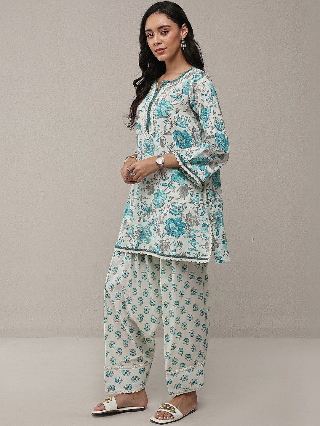 Blue Floral Printed Cotton Straight Kurta Set