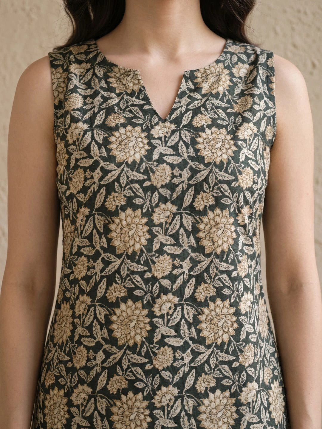 Women Floral Printed Regular Pure Cotton Kurta with Patiala