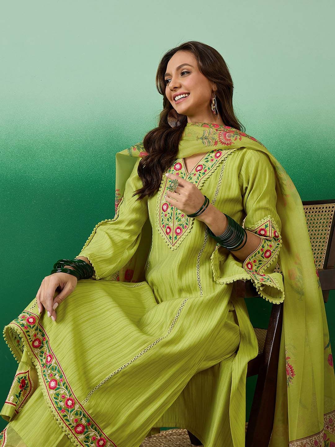 Dhiyona SN Embroidered Straight Kurta With Palazzo & Dupatta Set