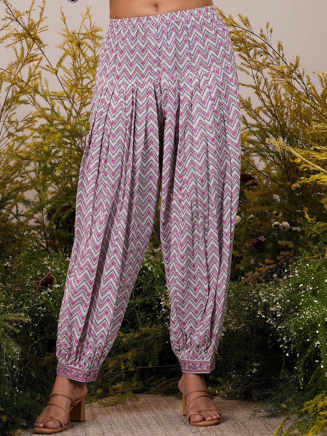 Floral Printed Regular Pure Cotton Kurta With Salwar & Dupatta