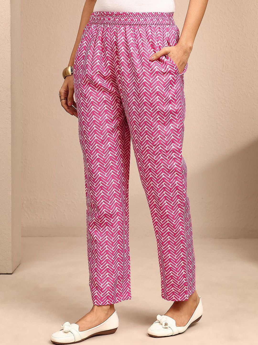 Women Ethnic Motifs Printed Regular Thread Work Kurta with Trousers & With Dupatta