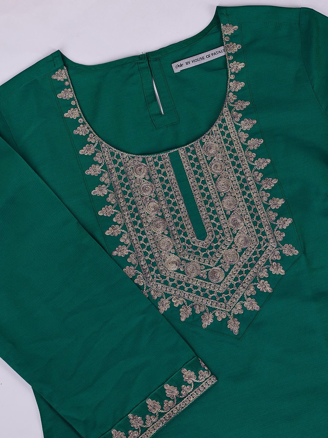 Dhiyona OD Women Embroidered Straight Kurta